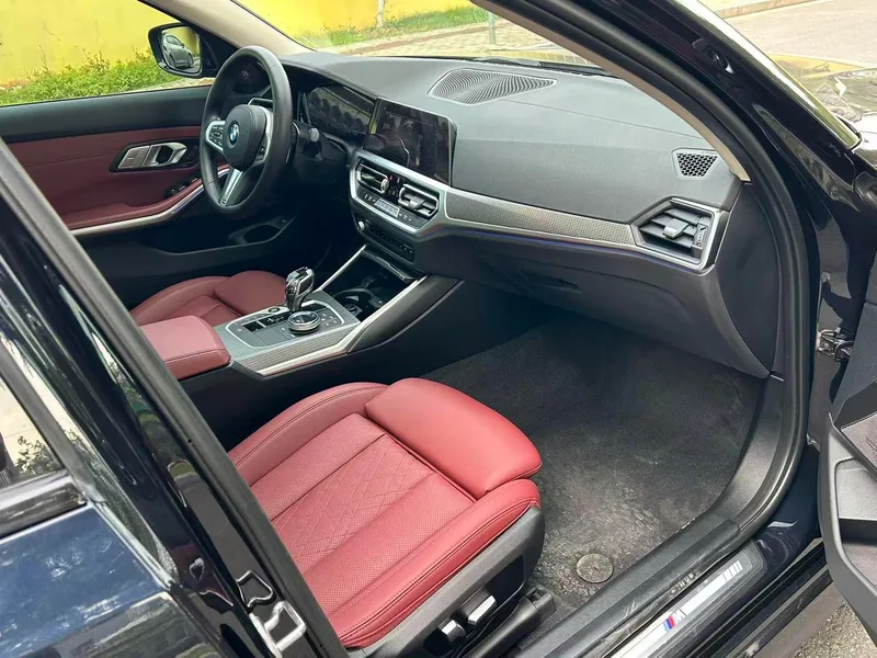 BMW 3 Series 2022 Restyling 325Li M Sports Night Suit interior photo 8 BMW 3 Series 2022 Restyling 325Li M Sports Night Suit interior photo 8