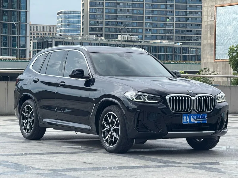 BMW X3 2022 xDrive25i M Sports suit exterior photo 3 BMW X3 2022 xDrive25i M Sports suit exterior photo 3