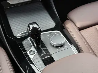 BMW X3 2022 xDrive25i M Sports suit interior photo 17 BMW X3 2022 xDrive25i M Sports suit interior photo 17