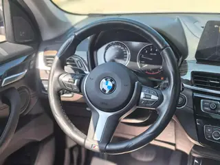 BMW X1 2022 Reforma xDrive25Li Tipo de lujo interior foto 10 BMW X1 2022 Reforma xDrive25Li Tipo de lujo interior foto 10