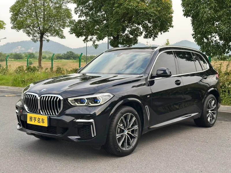 BMW X5 2022 xDrive 30Li Premium Class M Sports suit exterior photo 1 BMW X5 2022 xDrive 30Li Premium Class M Sports suit exterior photo 1