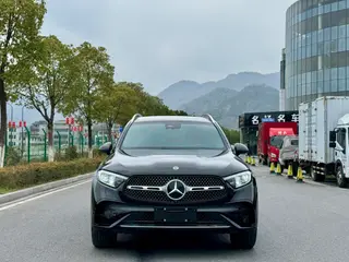 Mercedes-Benz GLC 2024 GLC 300 L 4MATIC Dynamic 7 seat exterior photo 2