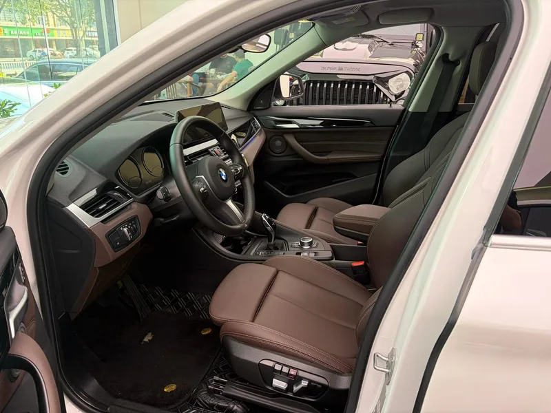 BMW X1 2022 sDrive25Li Leading Type exterior photo 5 BMW X1 2022 sDrive25Li Leading Type exterior photo 5