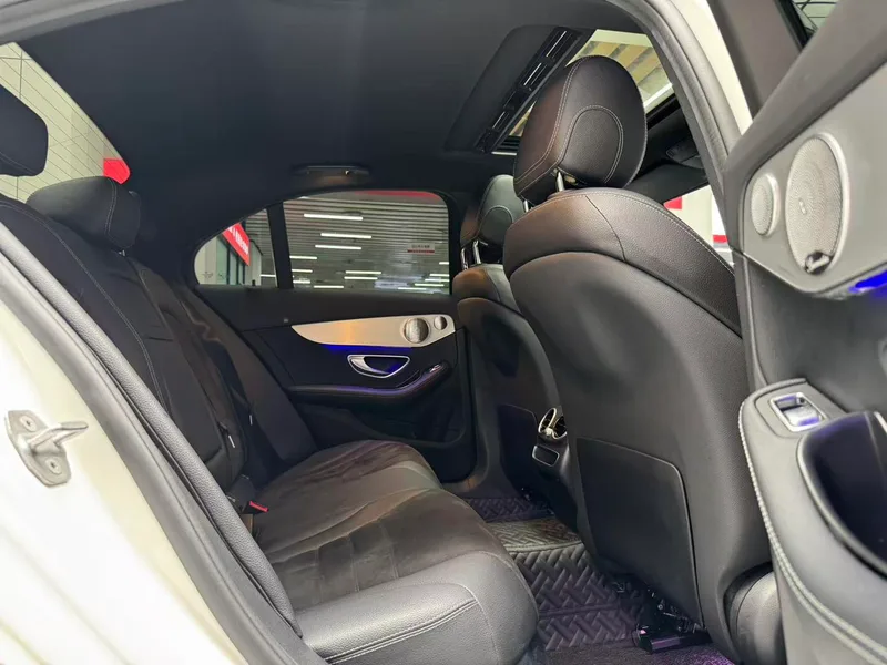 Mercedes-Benz C-Class 2021 C 260 Xing Yao Zhen Tibetan Edition interior photo 20 Mercedes-Benz C-Class 2021 C 260 Xing Yao Zhen Tibetan Edition interior photo 20