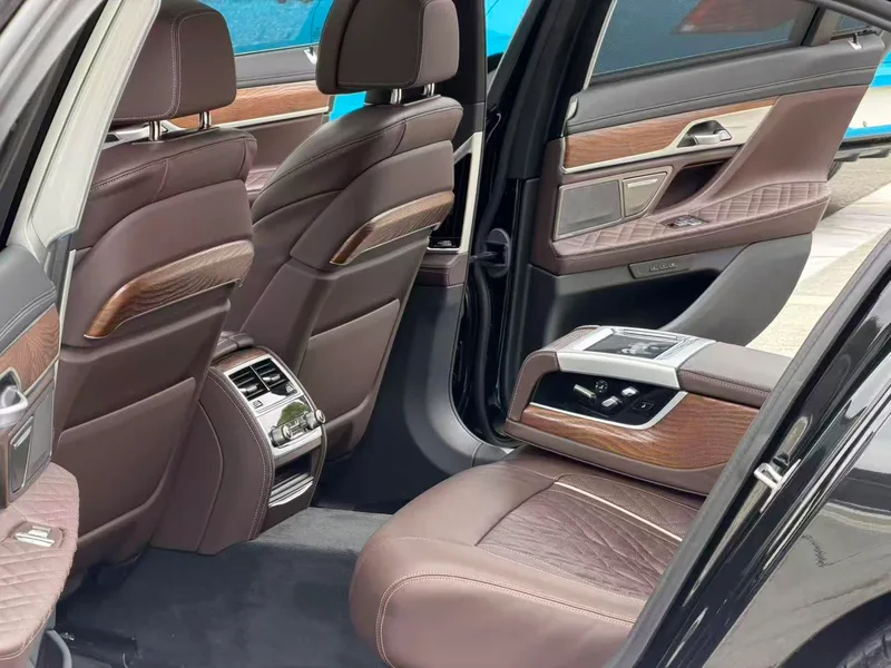 BMW 7 Series 2021 740Li Leading Type M Sports suit exterior photo 5 BMW 7 Series 2021 740Li Leading Type M Sports suit exterior photo 5