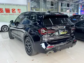 BMW X3 2022 Restyling xDrive25i M Sports suit interior photo 11 BMW X3 2022 Restyling xDrive25i M Sports suit interior photo 11