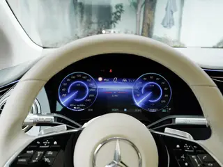 Mercedes-Benz EQS SUV 2023 EQS 450 4MATIC Version avant-gardiste extérieur photo 9