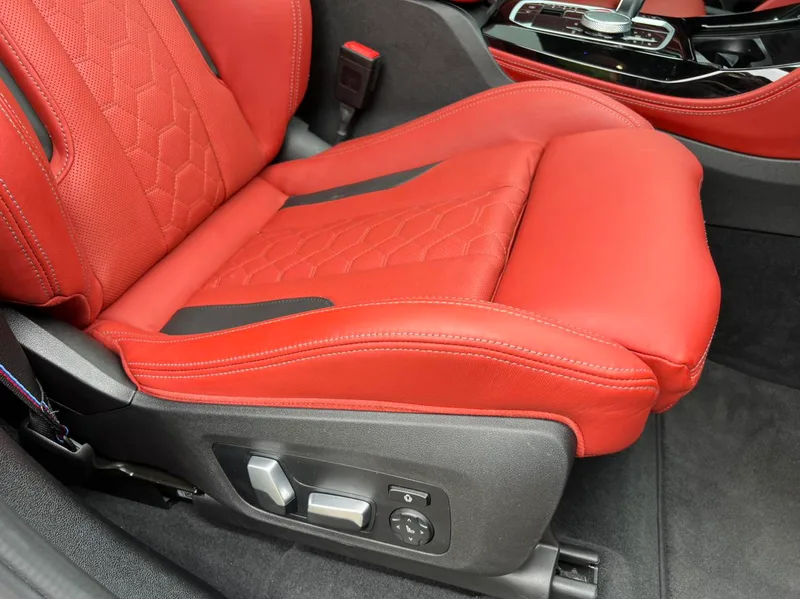 BMW X3 M 2022 X3 M Thunder Edition interior photo 14 BMW X3 M 2022 X3 M Thunder Edition interior photo 14