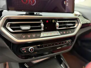 BMW X3 2022 xDrive25i M Sports suit interior photo 16 BMW X3 2022 xDrive25i M Sports suit interior photo 16