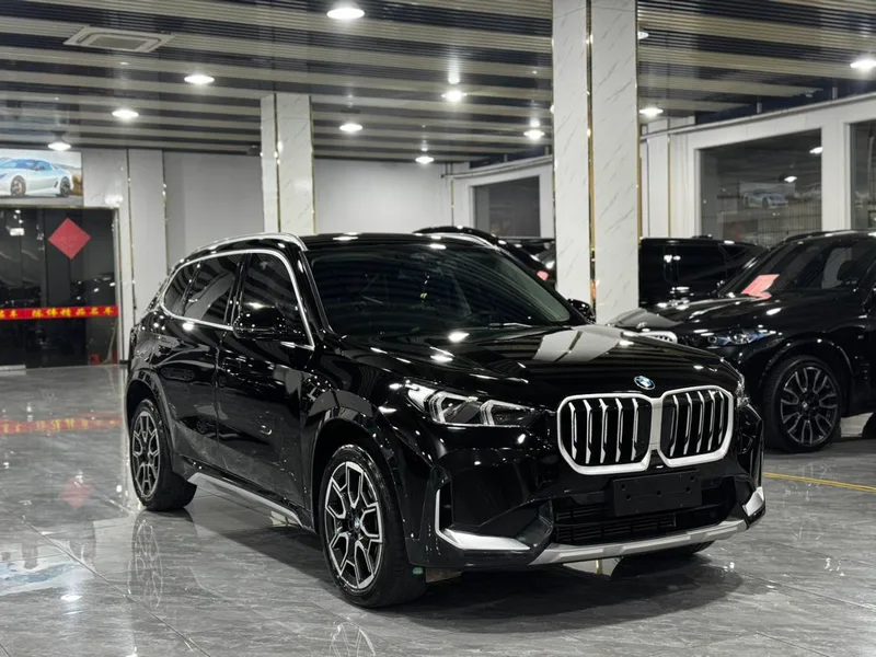 BMW X1 2025 sDrive25Li X Design Suit exterior photo 3 BMW X1 2025 sDrive25Li X Design Suit exterior photo 3