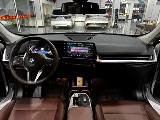 BMW X1 2025 sDrive25Li X Design Suit exterior photo 6 BMW X1 2025 sDrive25Li X Design Suit exterior photo 6