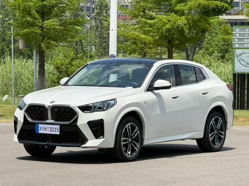 BMW X2 2024 sDrive25i M Sports suit exterior photo 1 BMW X2 2024 sDrive25i M Sports suit exterior photo 1