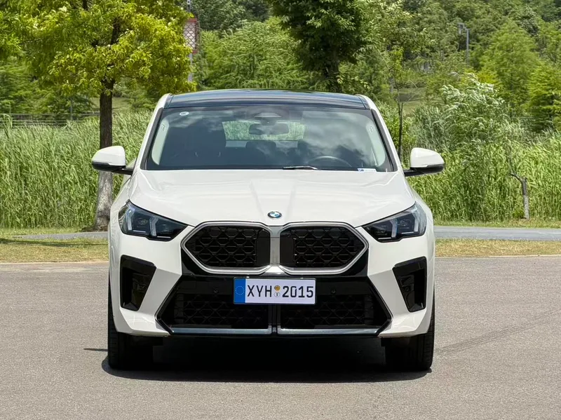 BMW X2 2024 sDrive25i M Sports suit exterior photo 2 BMW X2 2024 sDrive25i M Sports suit exterior photo 2