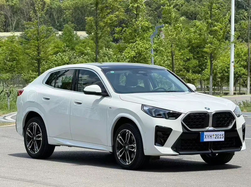 BMW X2 2024 sDrive25i M Sports suit exterior photo 3 BMW X2 2024 sDrive25i M Sports suit exterior photo 3