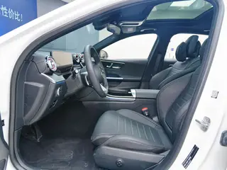 Mercedes-Benz C-Class 2024 C 260 L Sports version interior photo 7 Mercedes-Benz C-Class 2024 C 260 L Sports version interior photo 7