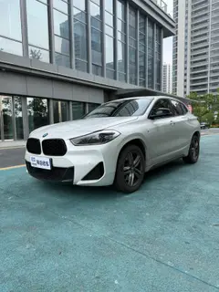 BMW X2 2023 sDrive25i M Sports Obsidian Night Edition exterior photo 1 BMW X2 2023 sDrive25i M Sports Obsidian Night Edition exterior photo 1