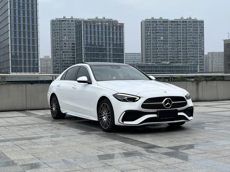 Mercedes-Benz C-Class 2023 C 260 L Sports version exterior photo 3 Mercedes-Benz C-Class 2023 C 260 L Sports version exterior photo 3
