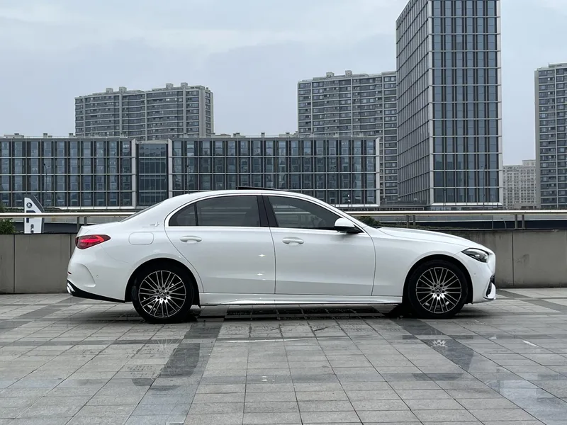 Mercedes-Benz C-Class 2023 C 260 L Sports version exterior photo 7 Mercedes-Benz C-Class 2023 C 260 L Sports version exterior photo 7