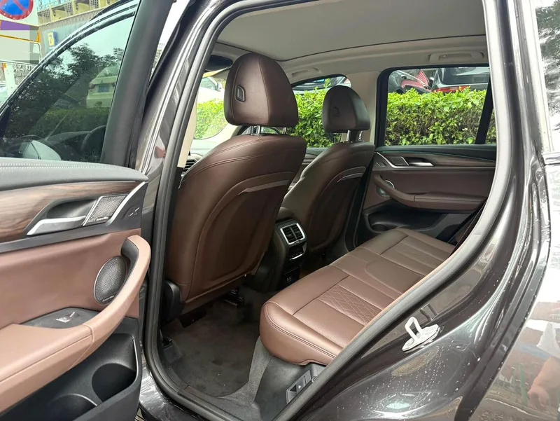BMW X3 2022 xDrive30i Líder M Traje de noche Yao interior foto 9 BMW X3 2022 xDrive30i Líder M Traje de noche Yao interior foto 9
