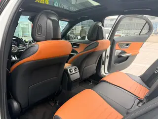 Mercedes-Benz C-Class 2022 C 260 L Edición deportiva Haoye interior foto 13 Mercedes-Benz C-Class 2022 C 260 L Edición deportiva Haoye interior foto 13