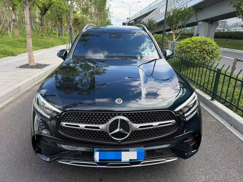 Mercedes-Benz GLC 2024 GLC 300 L 4MATIC Dynamic 5 seat exterior photo 2 Mercedes-Benz GLC 2024 GLC 300 L 4MATIC Dynamic 5 seat exterior photo 2