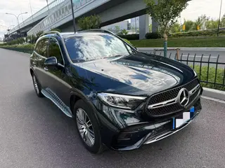 Mercedes-Benz GLC 2024 GLC 300 L 4MATIC Dynamic 5 seat exterior photo 3 Mercedes-Benz GLC 2024 GLC 300 L 4MATIC Dynamic 5 seat exterior photo 3