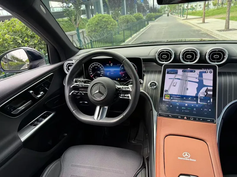Mercedes-Benz GLC 2024 GLC 300 L 4MATIC Dynamic 5 seat exterior photo 8 Mercedes-Benz GLC 2024 GLC 300 L 4MATIC Dynamic 5 seat exterior photo 8