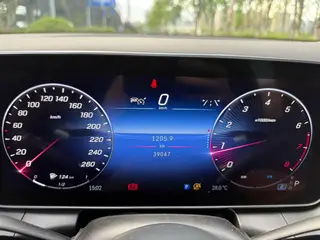 Mercedes-Benz GLC 2024 GLC 300 L 4MATIC Dynamic 5 seat exterior photo 9 Mercedes-Benz GLC 2024 GLC 300 L 4MATIC Dynamic 5 seat exterior photo 9