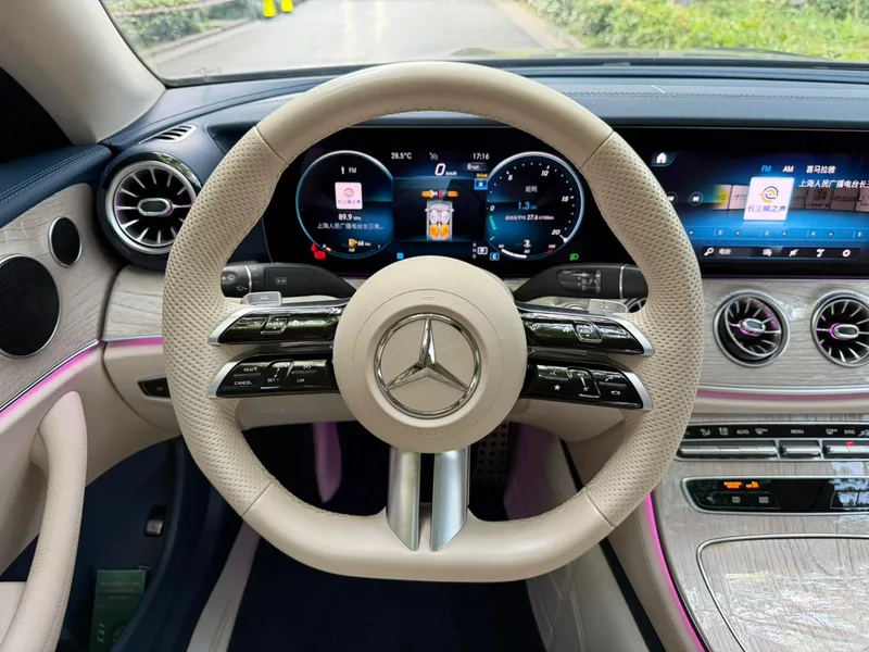 Mercedes-Benz E-Class (Imported) 2023 E 260 Coupe interior photo 13 Mercedes-Benz E-Class (Imported) 2023 E 260 Coupe interior photo 13