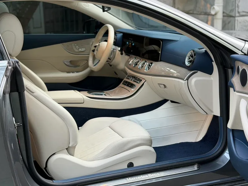 Mercedes-Benz E-Class (Imported) 2023 E 260 Coupe interior photo 16 Mercedes-Benz E-Class (Imported) 2023 E 260 Coupe interior photo 16