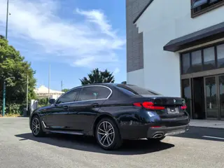 BMW 5 Series 2022 Restyling 525Li M Sports suit exterior photo 3 BMW 5 Series 2022 Restyling 525Li M Sports suit exterior photo 3