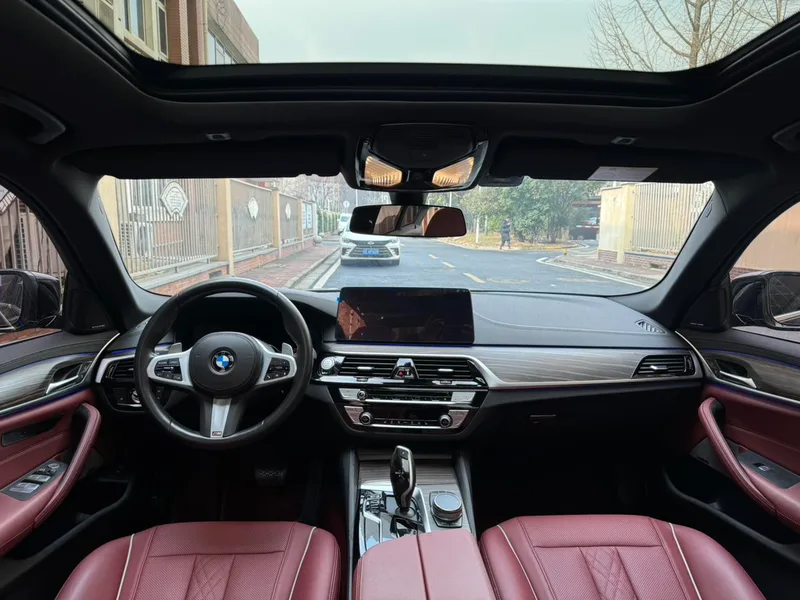 BMW 5 Series 2023 530Li Leading Type M Sports suit exterior photo 7 BMW 5 Series 2023 530Li Leading Type M Sports suit exterior photo 7