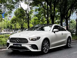 Mercedes-Benz E-Class (Imported) 2021 Reforma E 260 Coupé exterior foto 1 Mercedes-Benz E-Class (Imported) 2021 Reforma E 260 Coupé exterior foto 1
