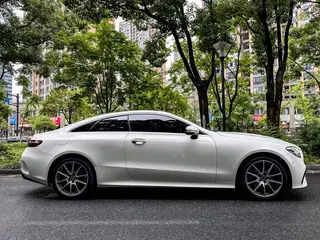 Mercedes-Benz E-Class (Imported) 2021 Reforma E 260 Coupé exterior foto 3 Mercedes-Benz E-Class (Imported) 2021 Reforma E 260 Coupé exterior foto 3