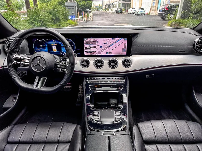 Mercedes-Benz E-Class (Imported) 2021 Reforma E 260 Coupé exterior foto 8 Mercedes-Benz E-Class (Imported) 2021 Reforma E 260 Coupé exterior foto 8