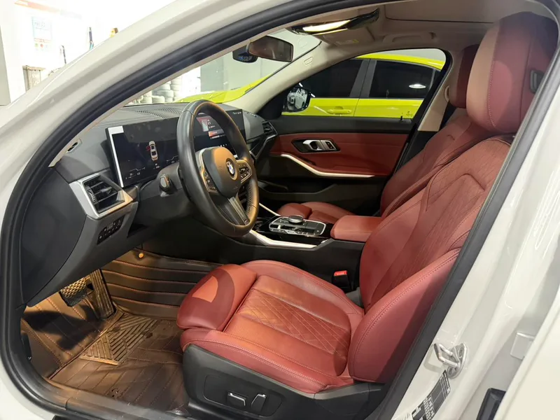 BMW 3 Series 2023 320Li M Sports suit exterior photo 4 BMW 3 Series 2023 320Li M Sports suit exterior photo 4