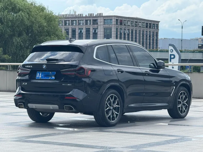 BMW X3 2022 xDrive25i M Sports suit exterior photo 6 BMW X3 2022 xDrive25i M Sports suit exterior photo 6