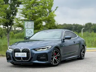 BMW 4 Series 2022 425i M Sports suit
