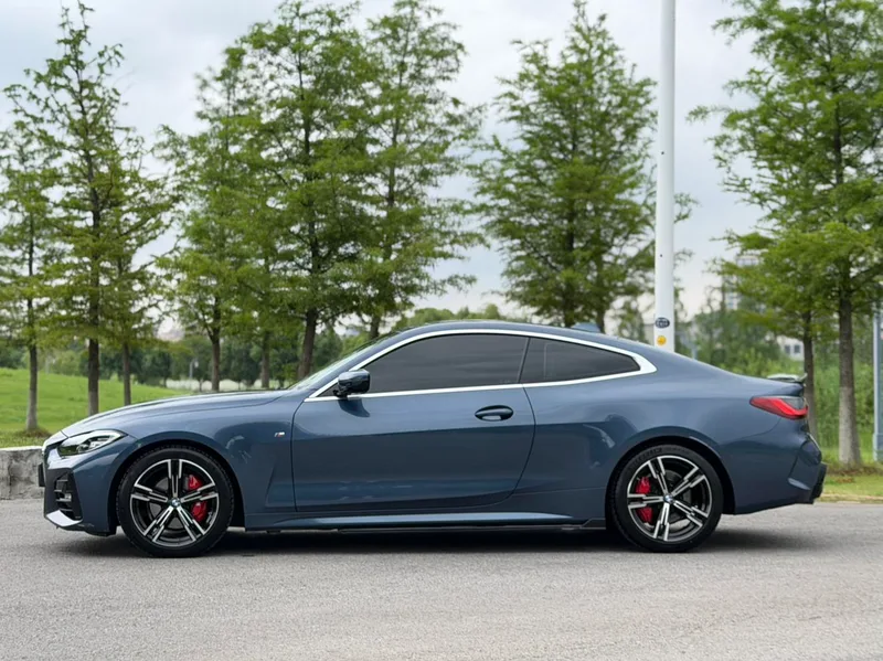 BMW 4 Series 2022 425i M Sports suit exterior photo 4 BMW 4 Series 2022 425i M Sports suit exterior photo 4