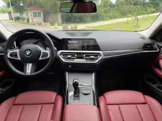 BMW 4 Series 2022 425i M Sports suit interior photo 11 BMW 4 Series 2022 425i M Sports suit interior photo 11