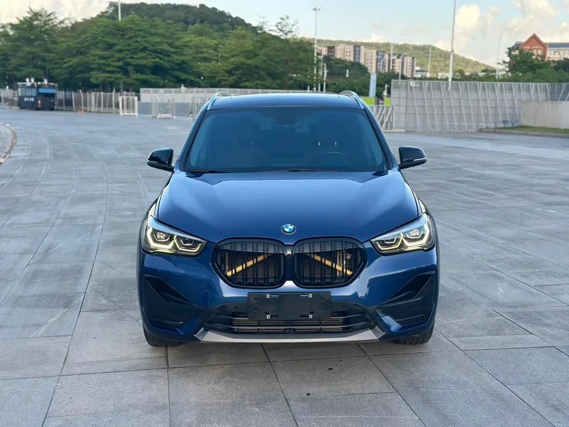 BMW X1 2022 sDrive25Li Leading Type exterior photo 3 BMW X1 2022 sDrive25Li Leading Type exterior photo 3