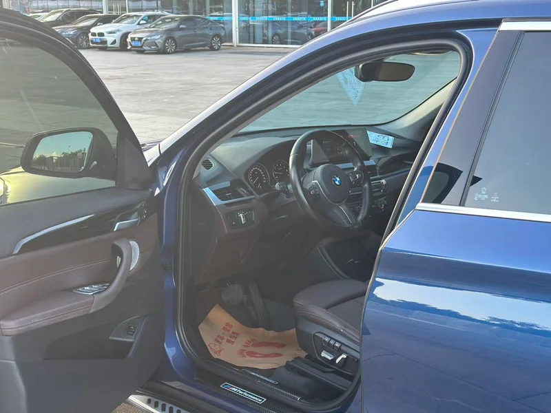 BMW X1 2022 sDrive25Li Leading Type exterior photo 4 BMW X1 2022 sDrive25Li Leading Type exterior photo 4