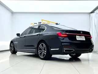 BMW 7 Series 2021 730Li M Sports suit exterior photo 9 BMW 7 Series 2021 730Li M Sports suit exterior photo 9