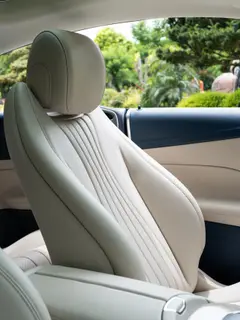 Mercedes-Benz E-Class (Imported) 2023 E 260 Coupé interior foto 11 Mercedes-Benz E-Class (Imported) 2023 E 260 Coupé interior foto 11
