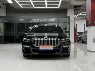 BMW 7 Series 2021 740Li Leading Type M Sports suit exterior photo 2 BMW 7 Series 2021 740Li Leading Type M Sports suit exterior photo 2