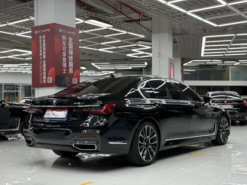 BMW 7 Series 2021 740Li Leading Type M Sports suit exterior photo 4 BMW 7 Series 2021 740Li Leading Type M Sports suit exterior photo 4