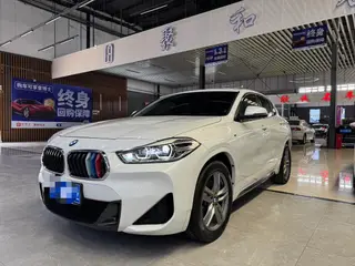 BMW X2 2022 sDrive25i M Off-road suit exterior photo 1 BMW X2 2022 sDrive25i M Off-road suit exterior photo 1