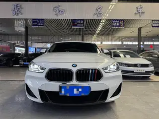 BMW X2 2022 sDrive25i M Off-road suit exterior photo 2 BMW X2 2022 sDrive25i M Off-road suit exterior photo 2