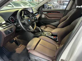 BMW X2 2022 sDrive25i M Off-road suit interior photo 6 BMW X2 2022 sDrive25i M Off-road suit interior photo 6
