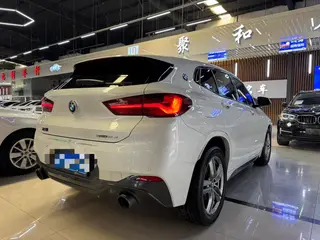 BMW X2 2022 sDrive25i M Off-road suit interior photo 7 BMW X2 2022 sDrive25i M Off-road suit interior photo 7